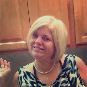 Meet your Posher, Sue Ellen